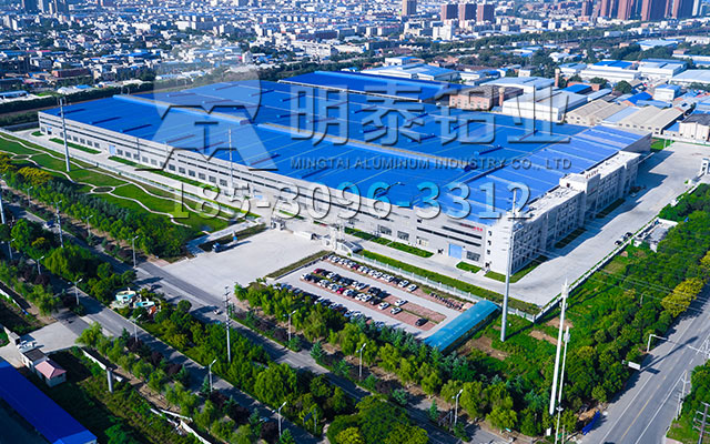 河南尊龙凯时大型5m52铝板生产厂家